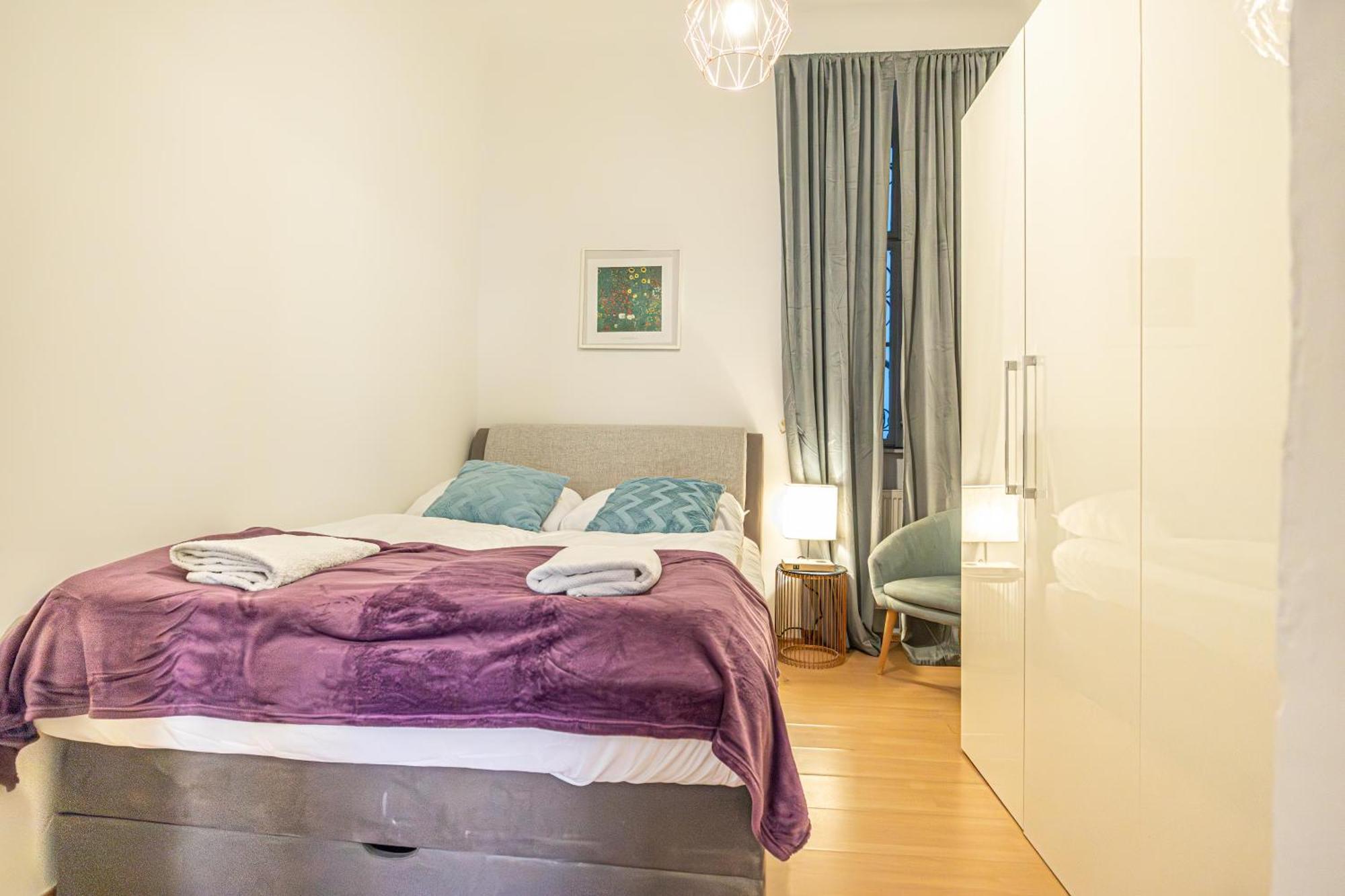 Living, Suburban Feel 1br Apt. At Prime Spot Apartamento